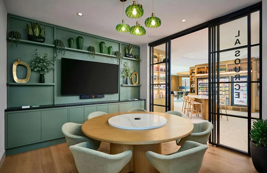 Omage Hotel, Montreal Laval, A Tribute Portfolio Hotel-1