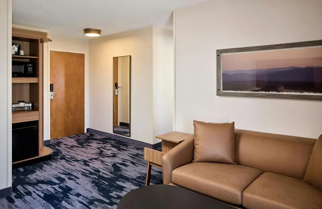 Fairfield Inn & Suites Cleveland Avon-1