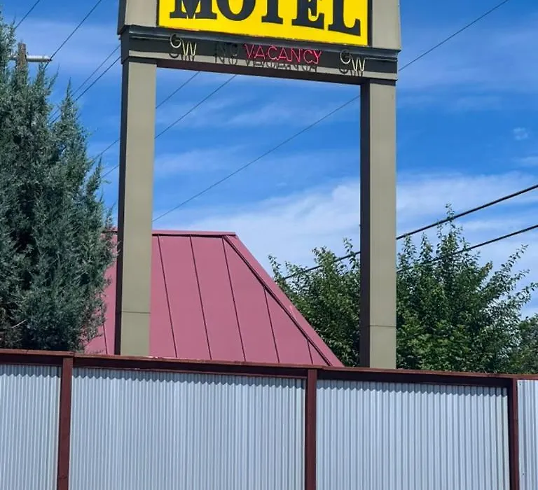 Golden West Motel-1