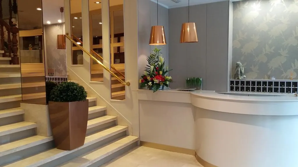 Hotel Serantes-1