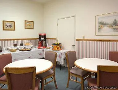 Elkins Inn And Suites-1