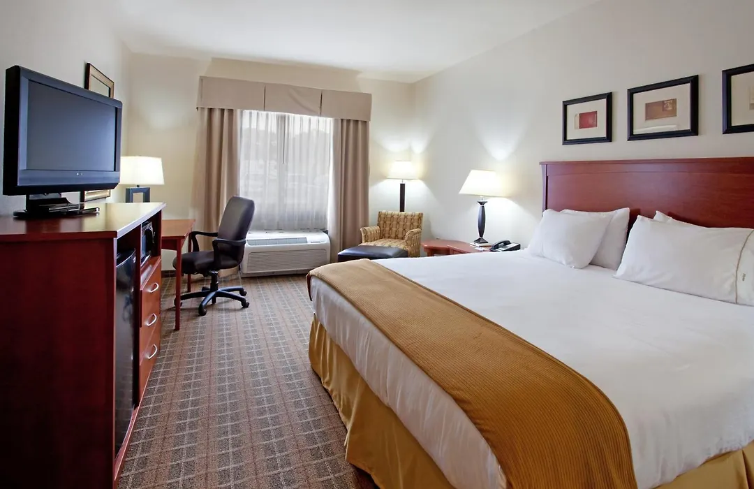 Holiday Inn Express & Suites - Hardeeville-Hilton Head By Ihg-1