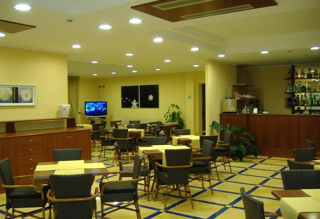 Hotel Albatros-1