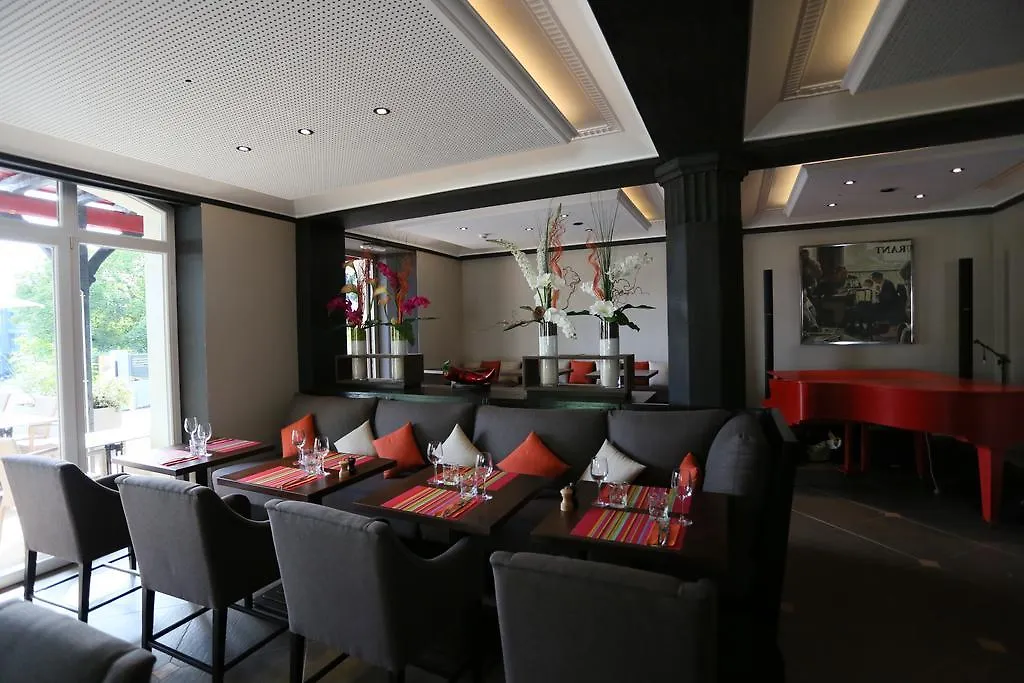 Chez Maman Hotel & Restaurant-1