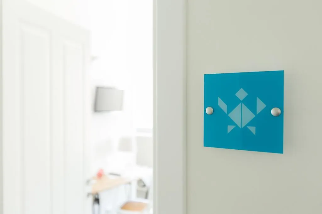 Tangram House-1