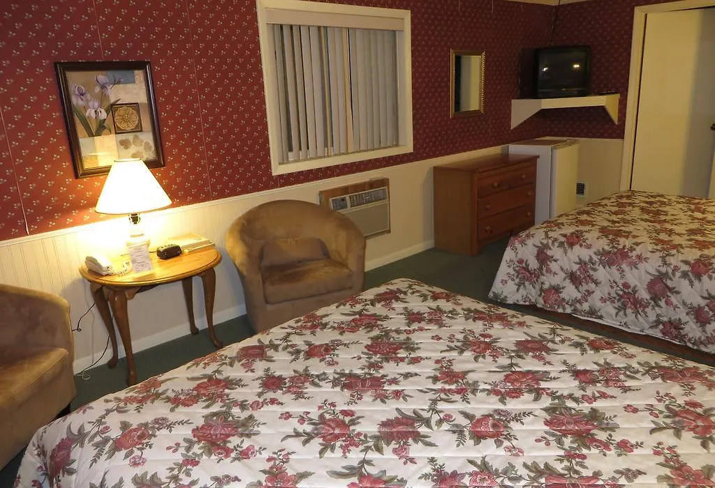 Travelers Inn Motel-1