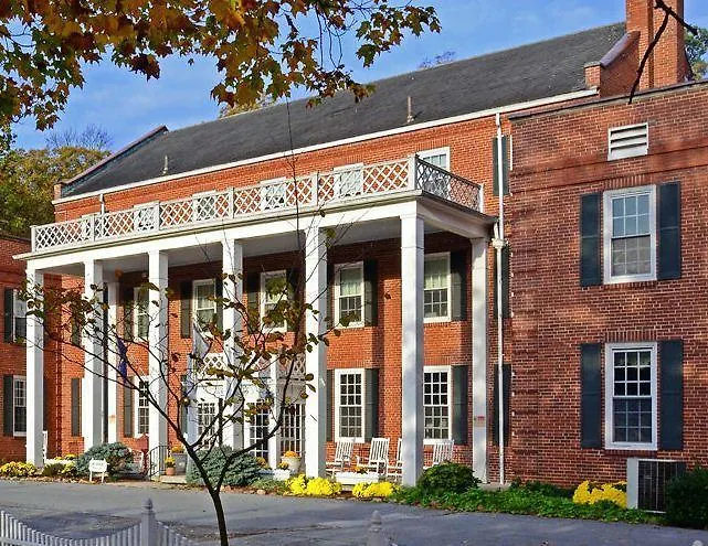 The Country Inn Of Berkeley Springs-1