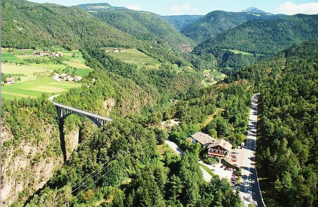Hotel Brueckenwirt - Al Ponte-1