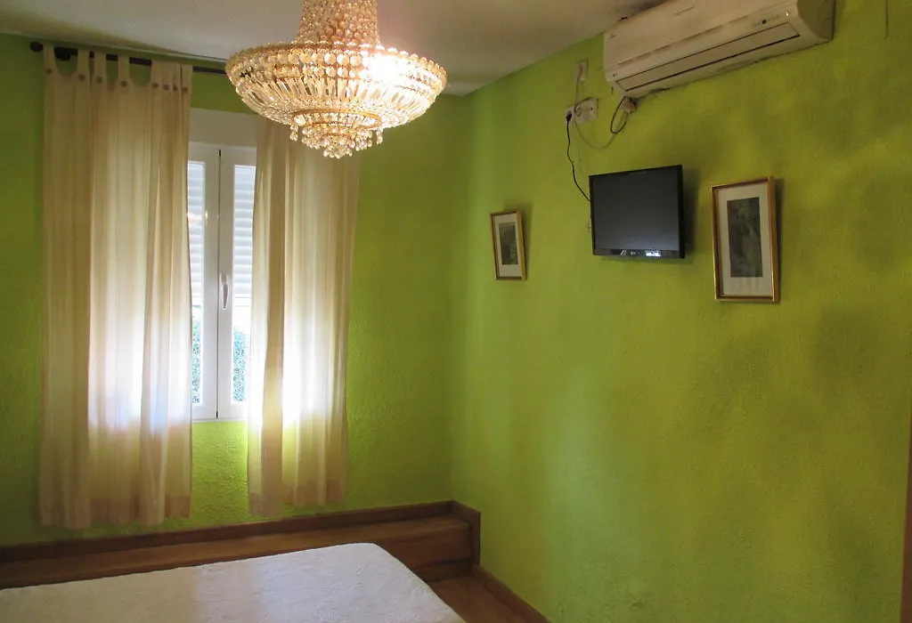 Hostal Pradillo-1