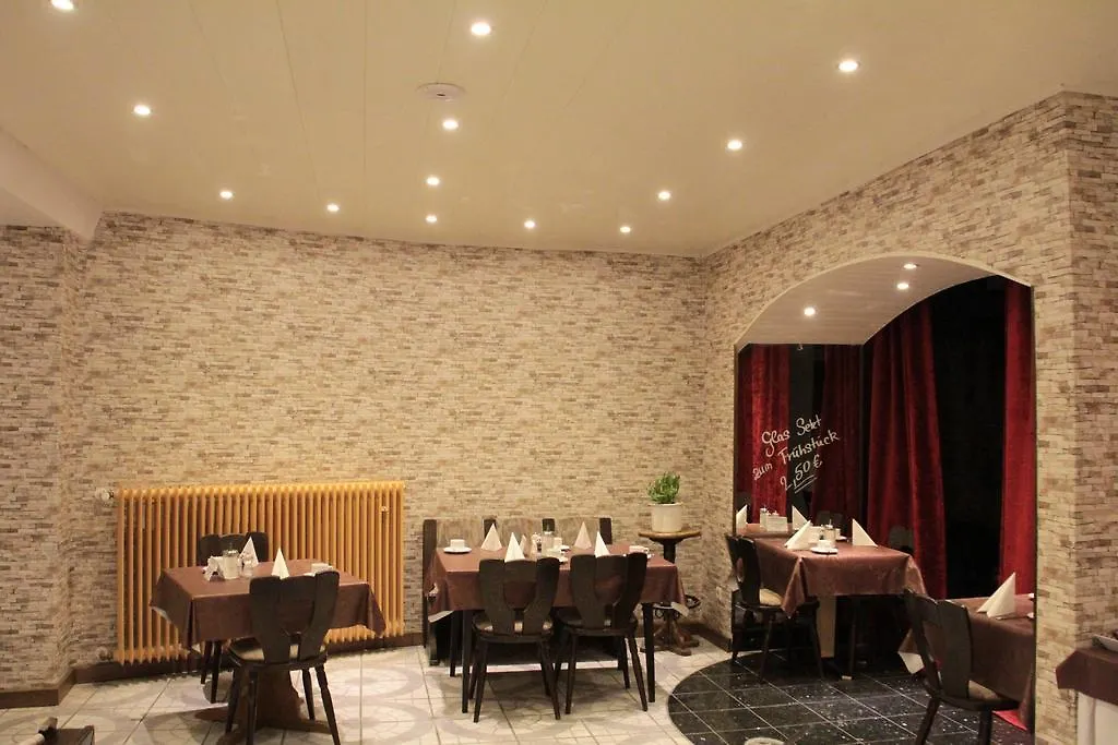 Hotel Holl-1