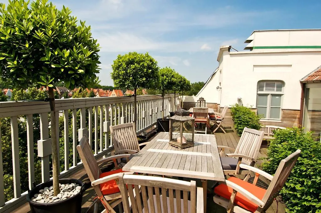 Hotel Bliss-1