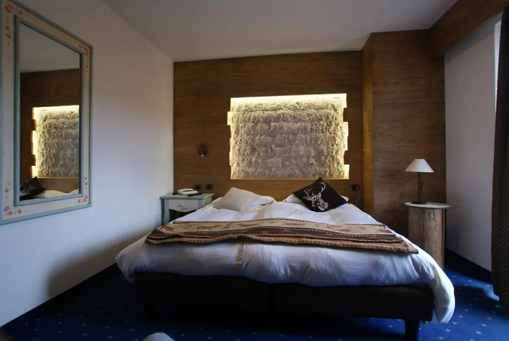 Piccolo Hotel-1