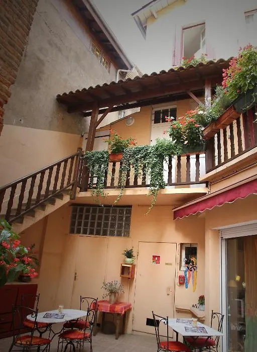 Logis Hotel Saint Clair-1