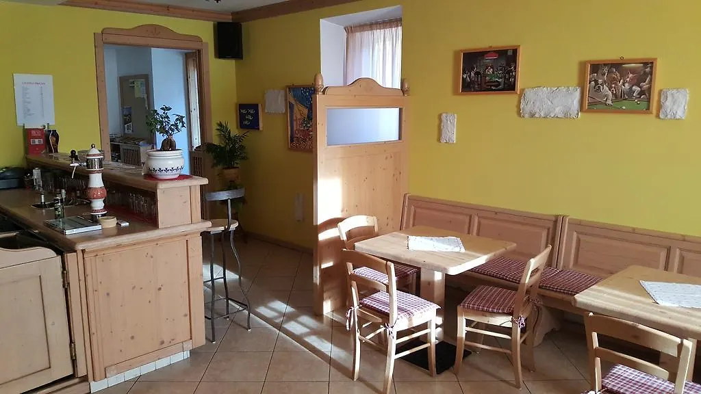 Hotel Romanda-1