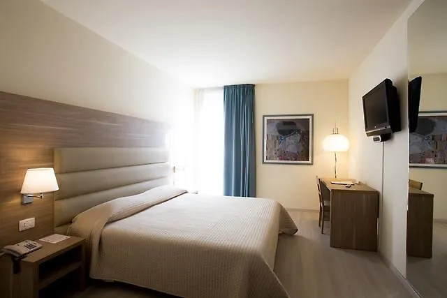 Janus Hotel Fabriano-1