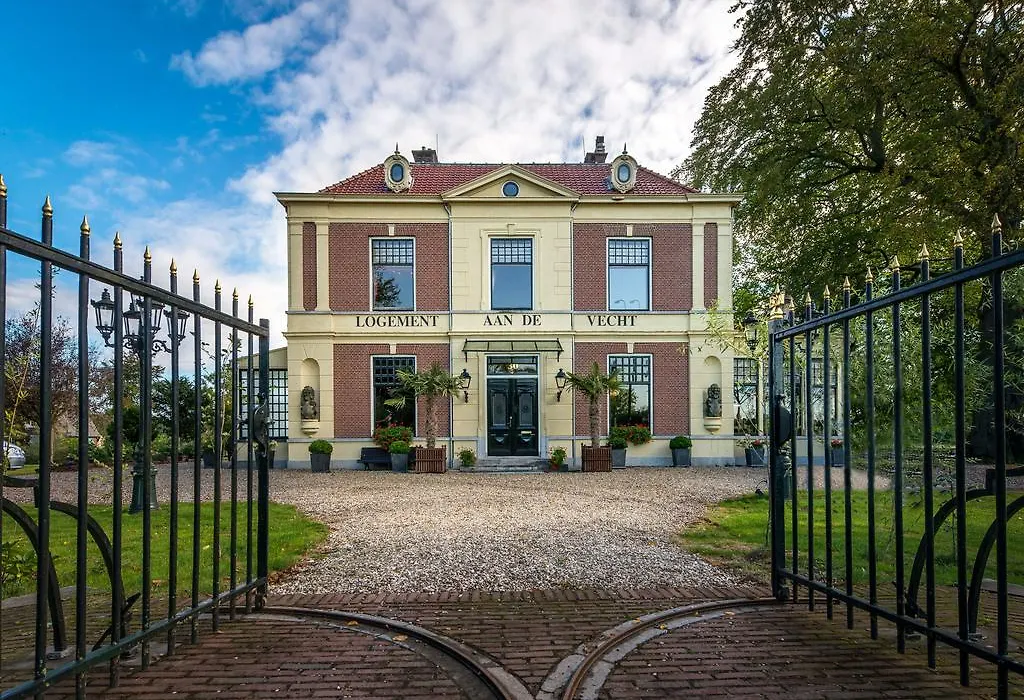 Logement aan de Vecht-1