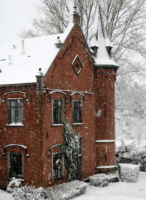 Un Air De Chateau-1