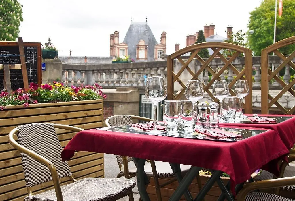 Le Richelieu Bacchus-1