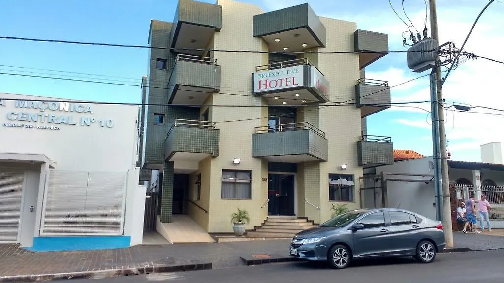 Big Executive Hotel-1