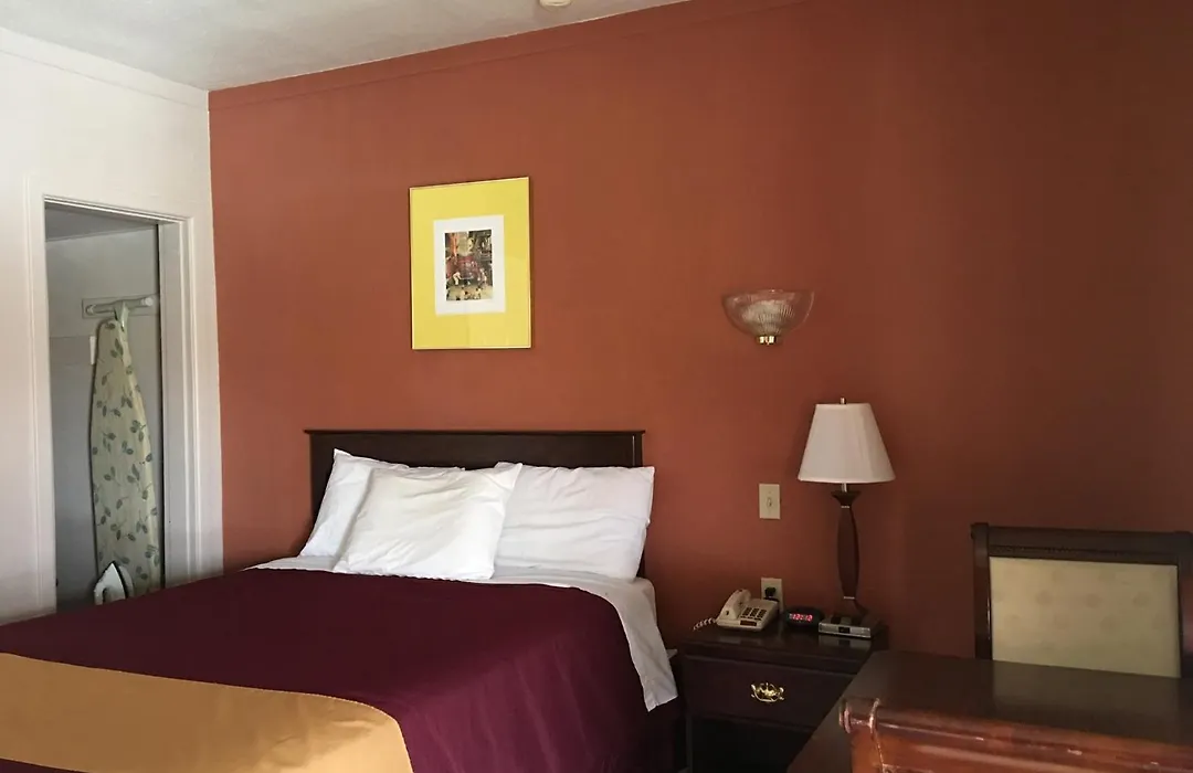 Americas Best Value Inn Ozona-1