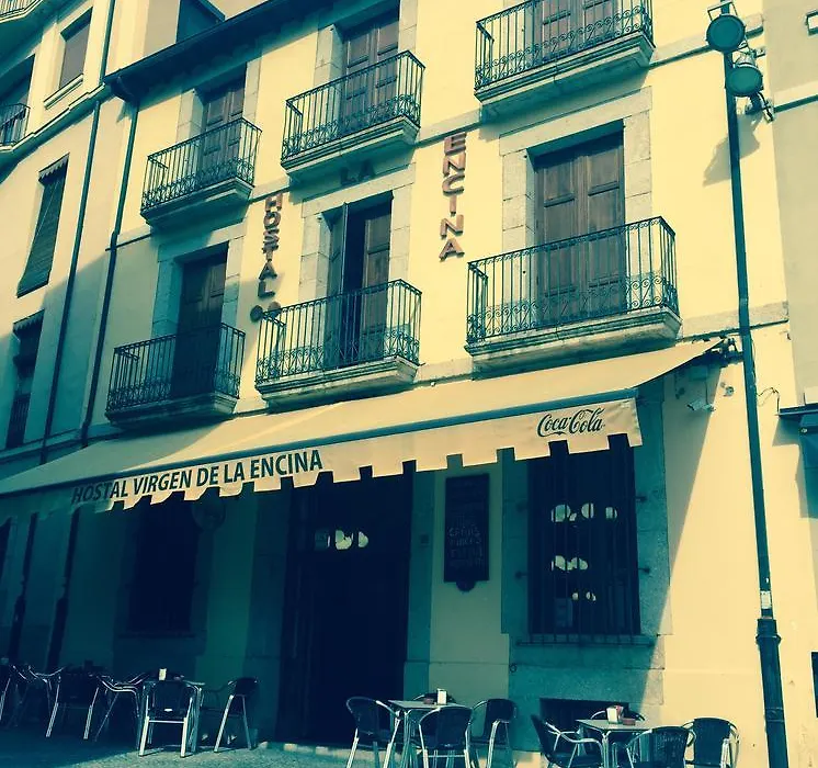 Hostal Virgen De La Encina-1