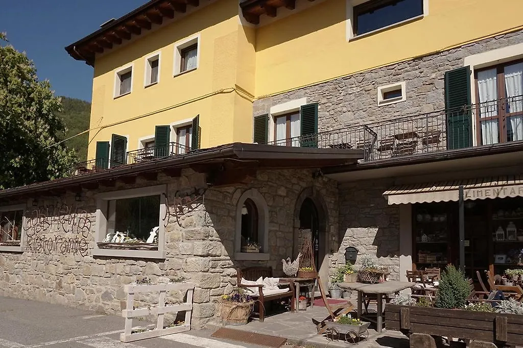 Hotel Gabriella-1