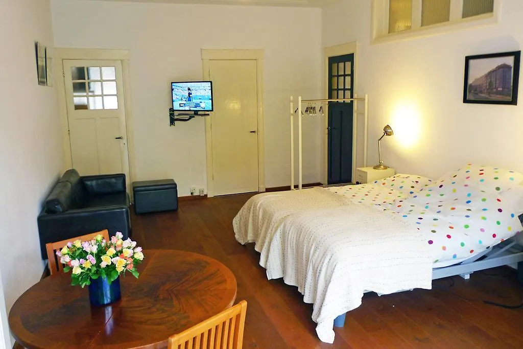 Bed & Breakfast Walenburg-1