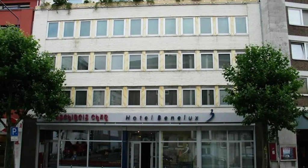 Hotel Benelux-1
