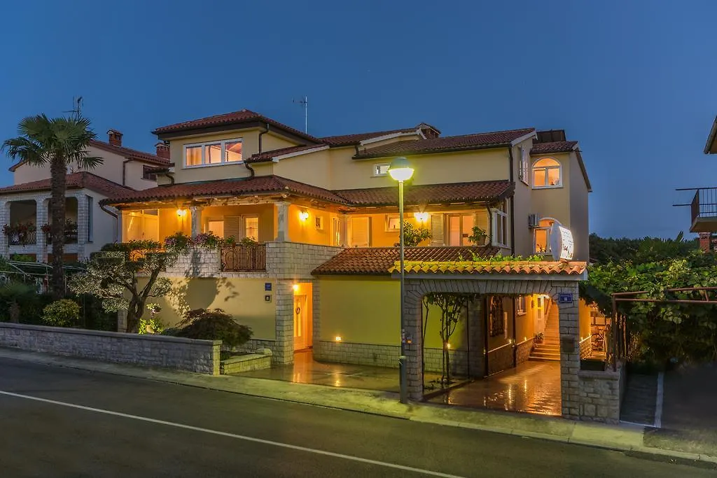 Guesthouse Casa Nova-1