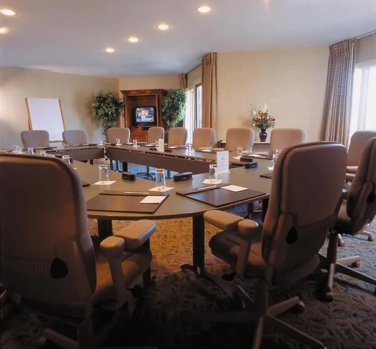 Golden Inn-1