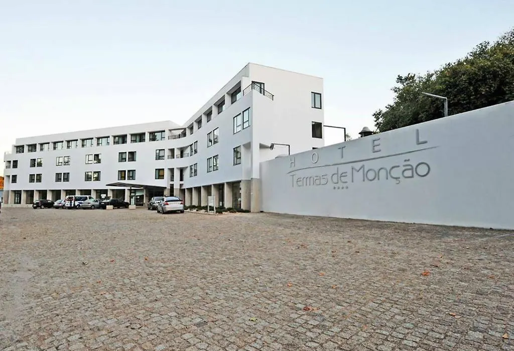 Hotel Bienestar Termas De Moncao-1