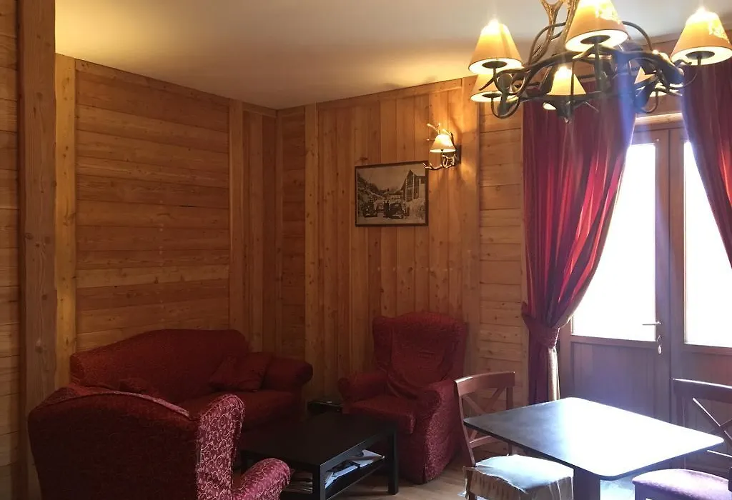 Hotel Clari-1