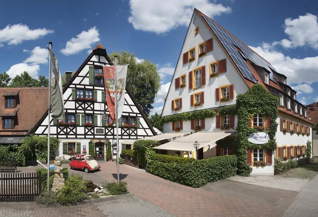 Hotel Restaurant Lohmühle-1