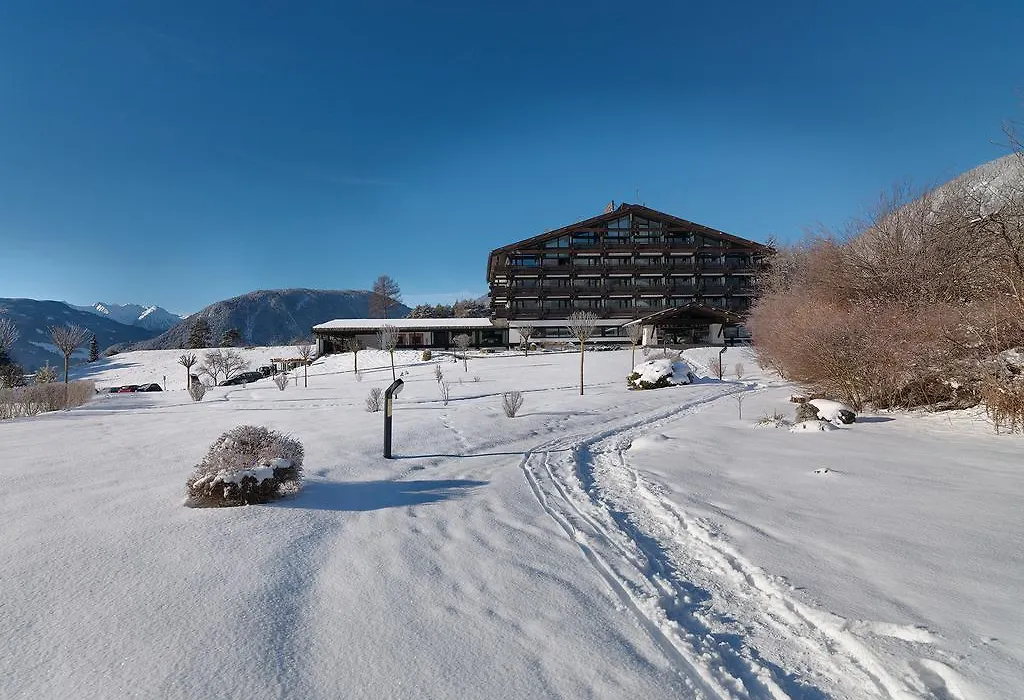 Kaysers Tirolresort - Wohlfuehlhotel Fuer Erwachsene-1
