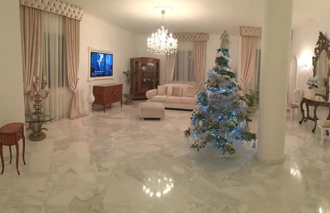 Villa Nicolaus-1