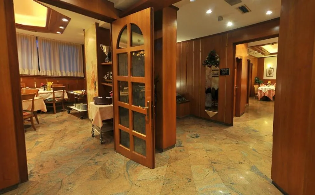 Hotel Vela-1