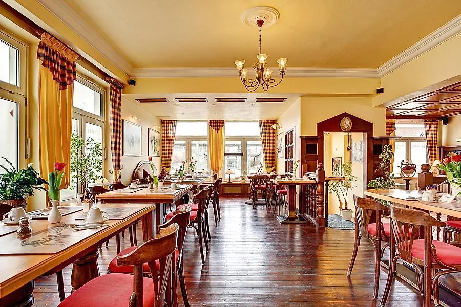 Stadthotel Detmold-1
