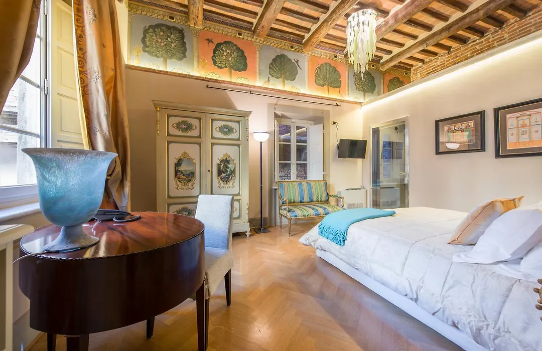 N.15 Santori Luxury Home-1