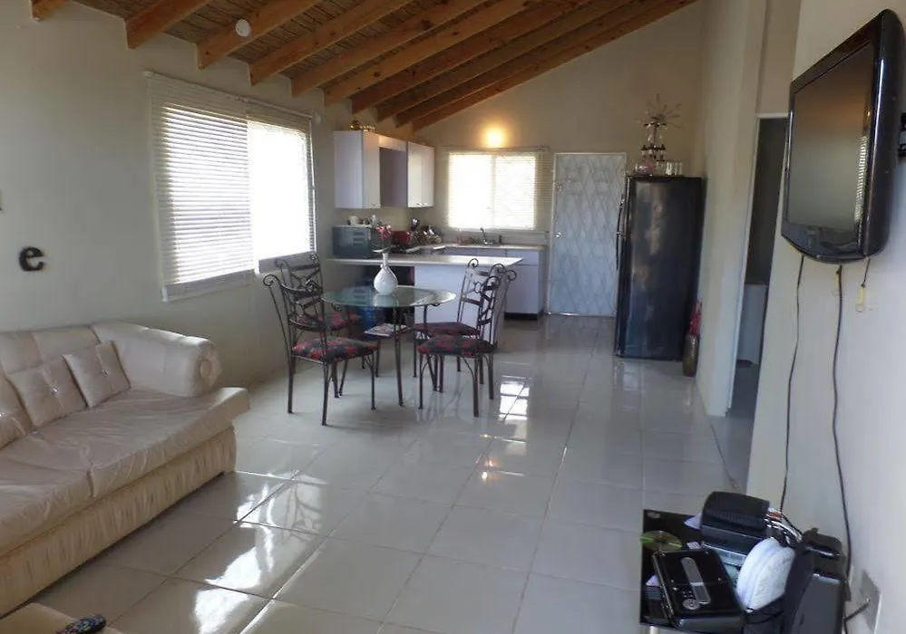 Little Cottage Of Rose Hall-1