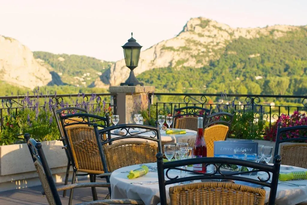 Logis Hotel Restaurant La Porte des Cévennes-1