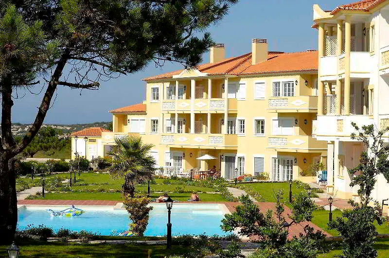 Praia Del Rey Holiday Residences-1