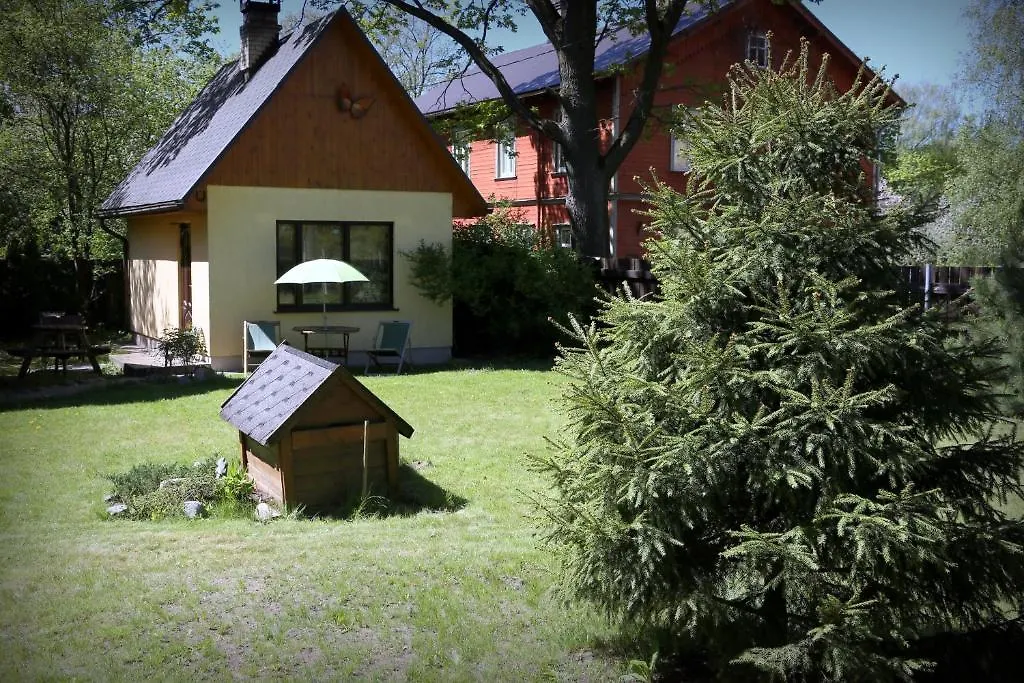 Guest House Šampētera māja-1