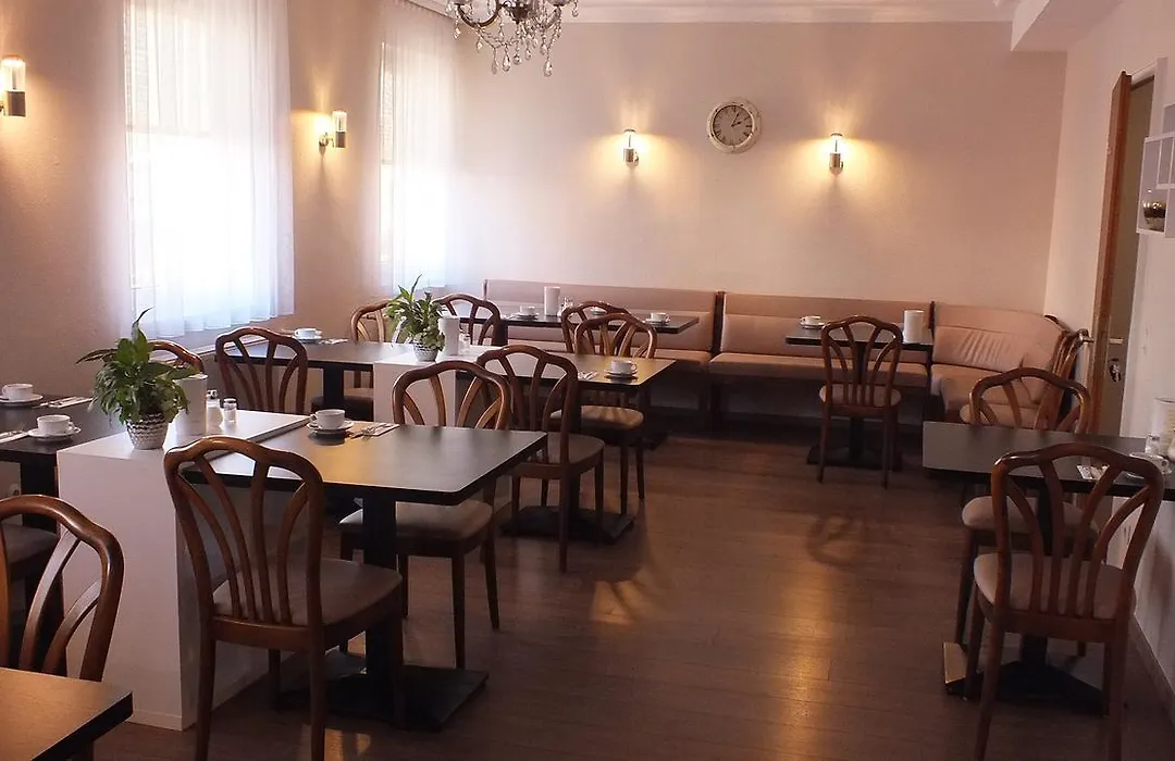 Hotel Rosengarten Tuttlingen-1