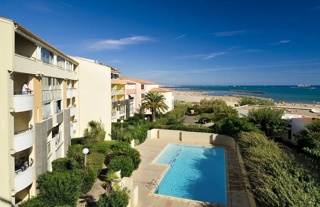 Savanna Beach/Terrasses de Savanna-1