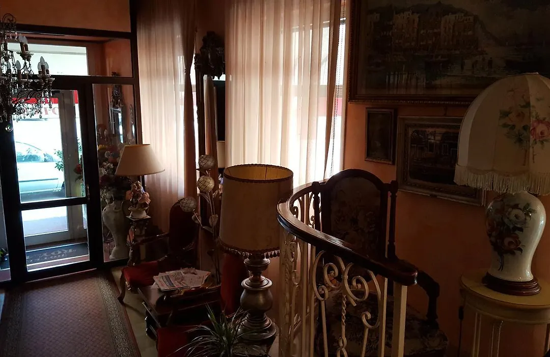 Hotel Royal-1