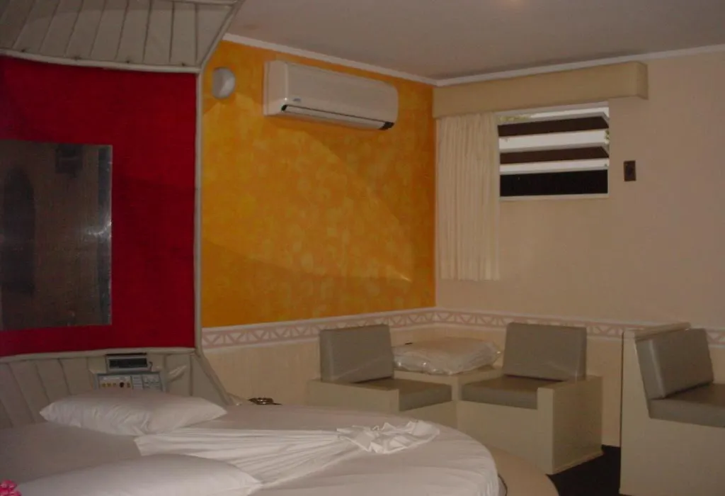 Hotel Prive-1