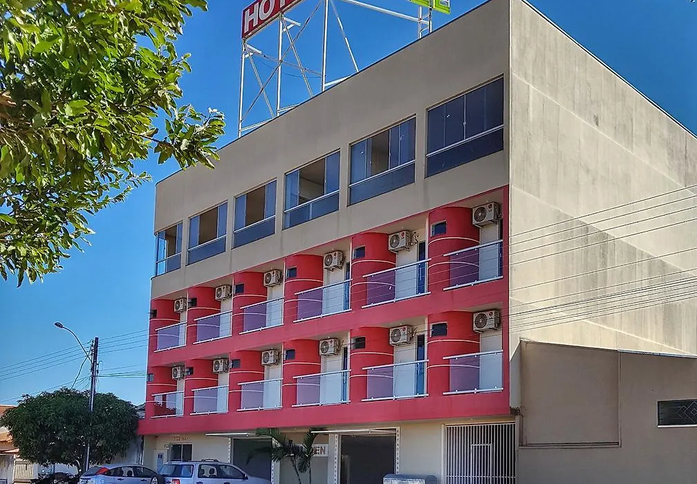 Golden Hotel-1