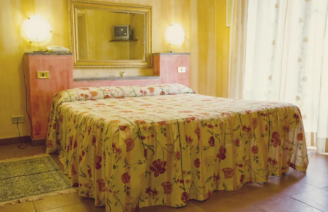 Hotel Centrale-1