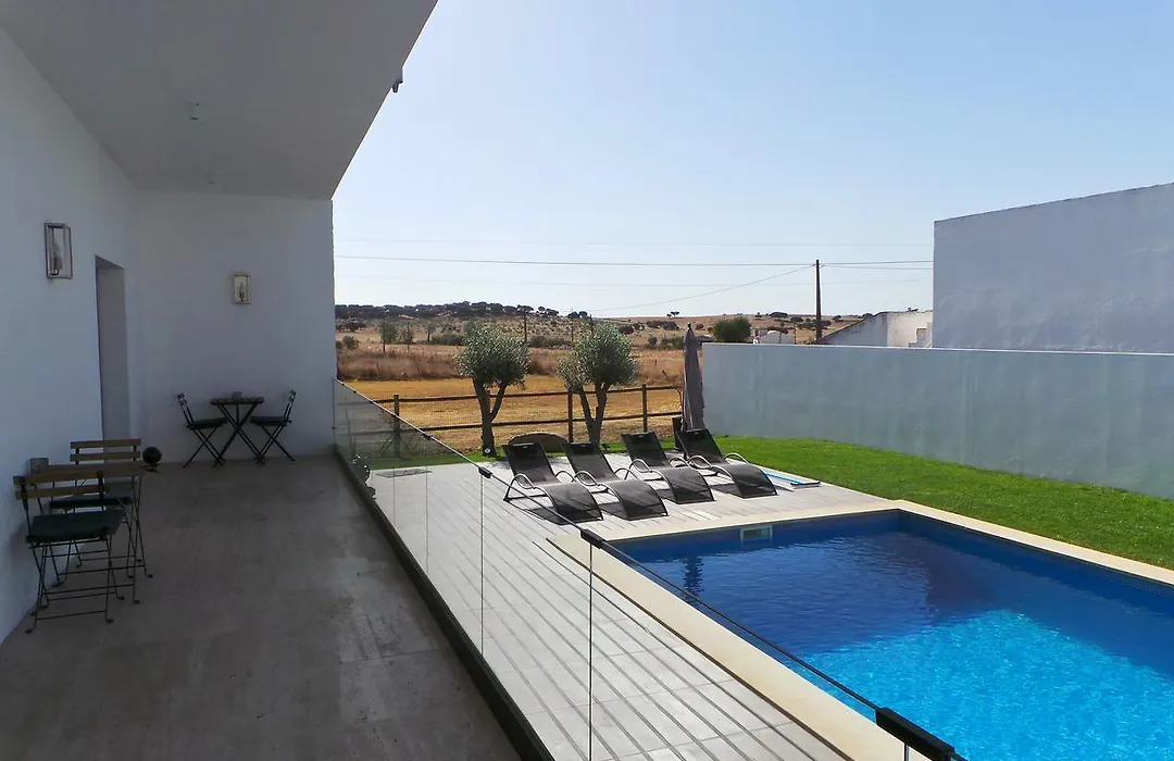 Dh Country House-1