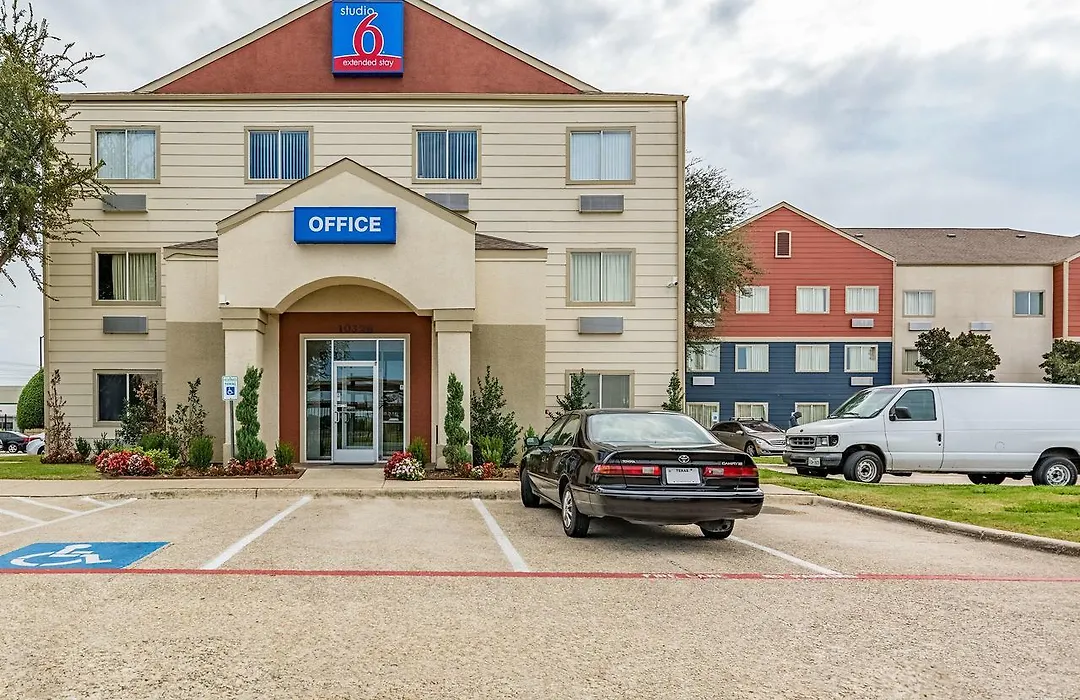 Studio 6 Dallas, Tx-1